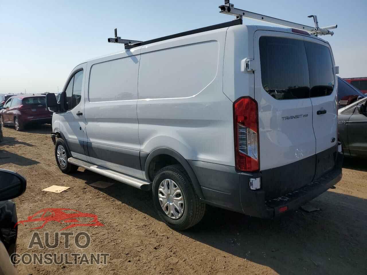 FORD TRANSIT 2019 - 1FTYR1YM6KKB01895
