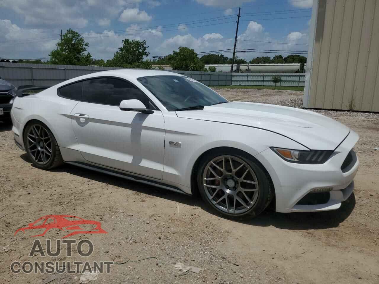 FORD MUSTANG 2017 - 1FA6P8CF8H5257755