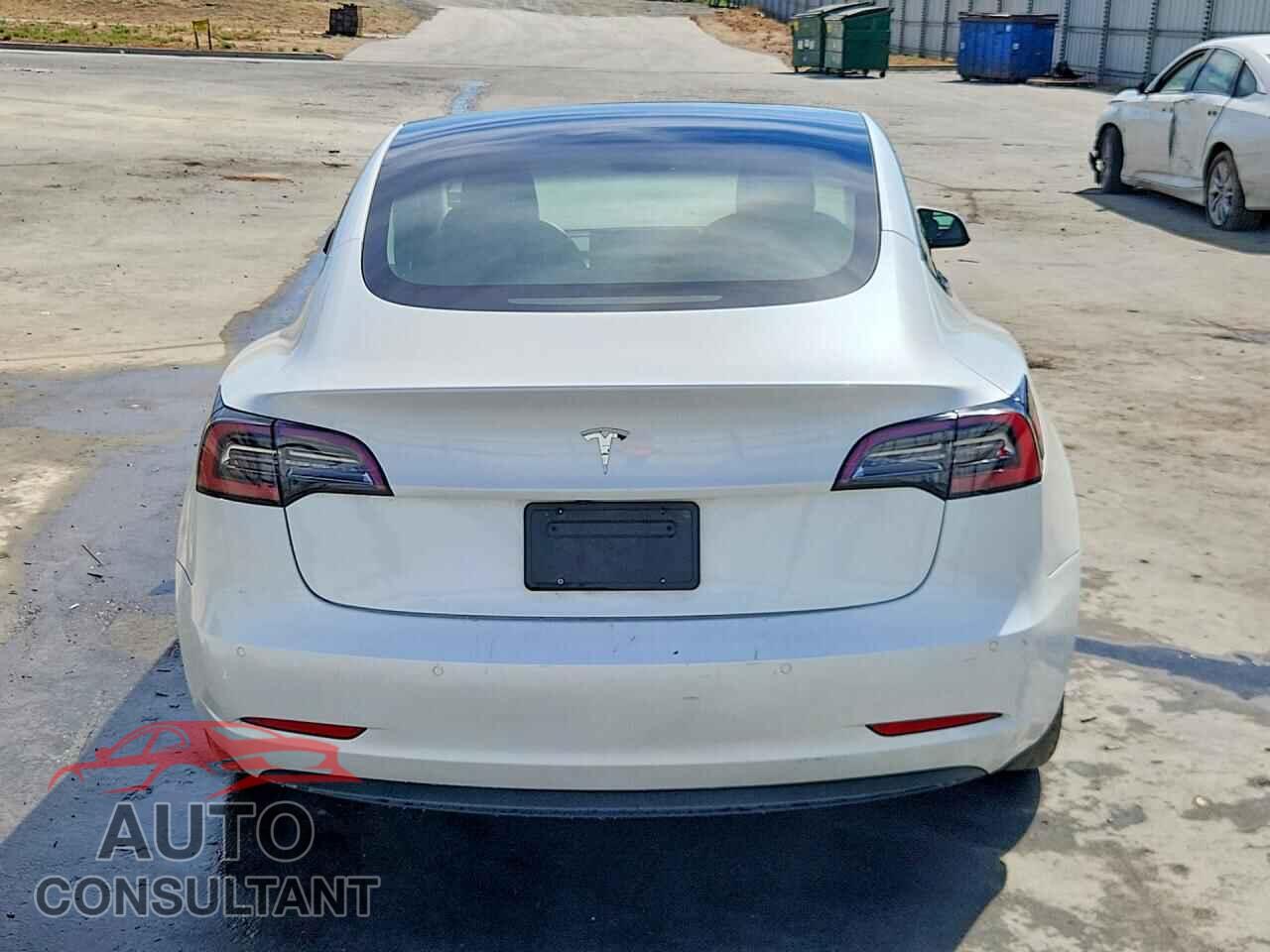 TESLA MODEL 3 2022 - 5YJ3E1EA9NF290110
