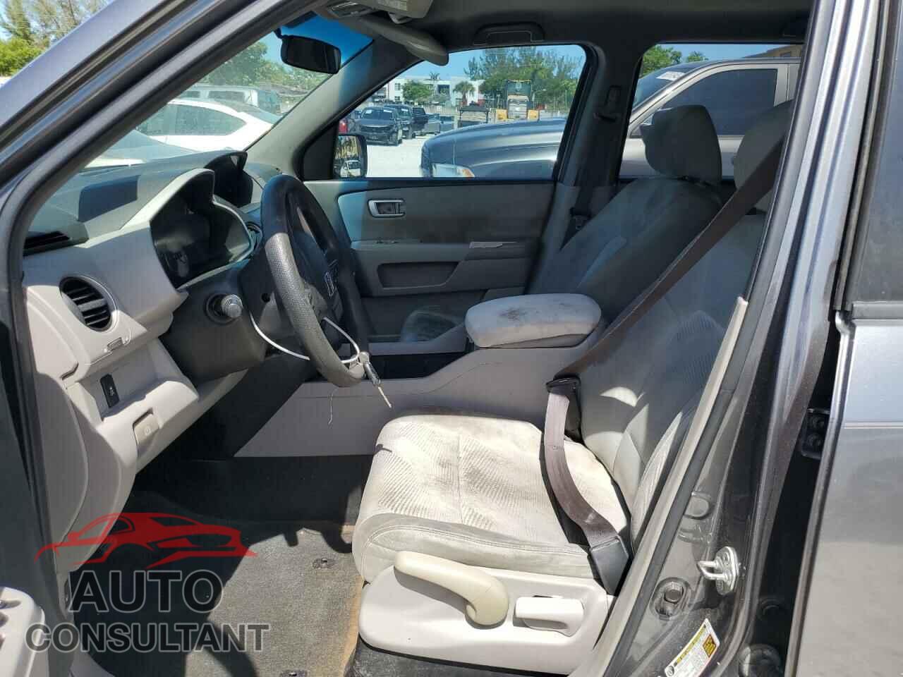 HONDA PILOT 2013 - 5FNYF3H22DB020895