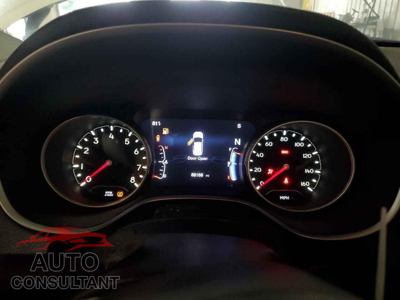 JEEP COMPASS 2018 - 3C4NJDBBXJT112088