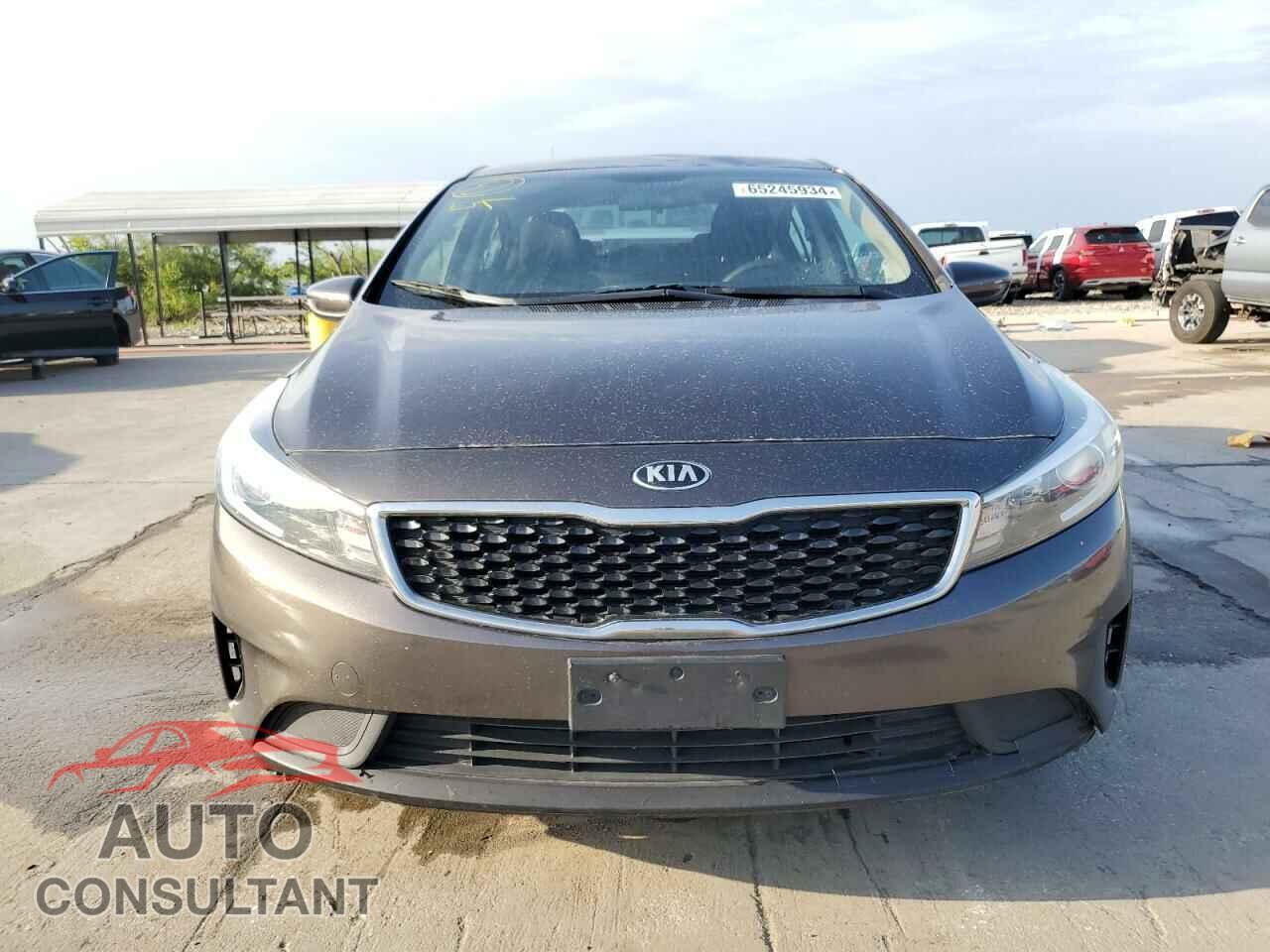 KIA FORTE 2017 - 3KPFK4A78HE158256