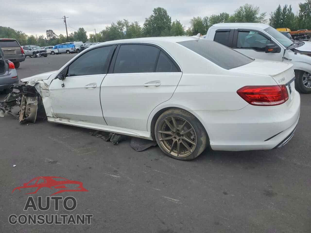 MERCEDES-BENZ E-CLASS 2014 - WDDHF5KB1EA796357
