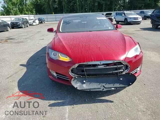 TESLA MODEL S 2015 - 5YJSA1V21FF100219