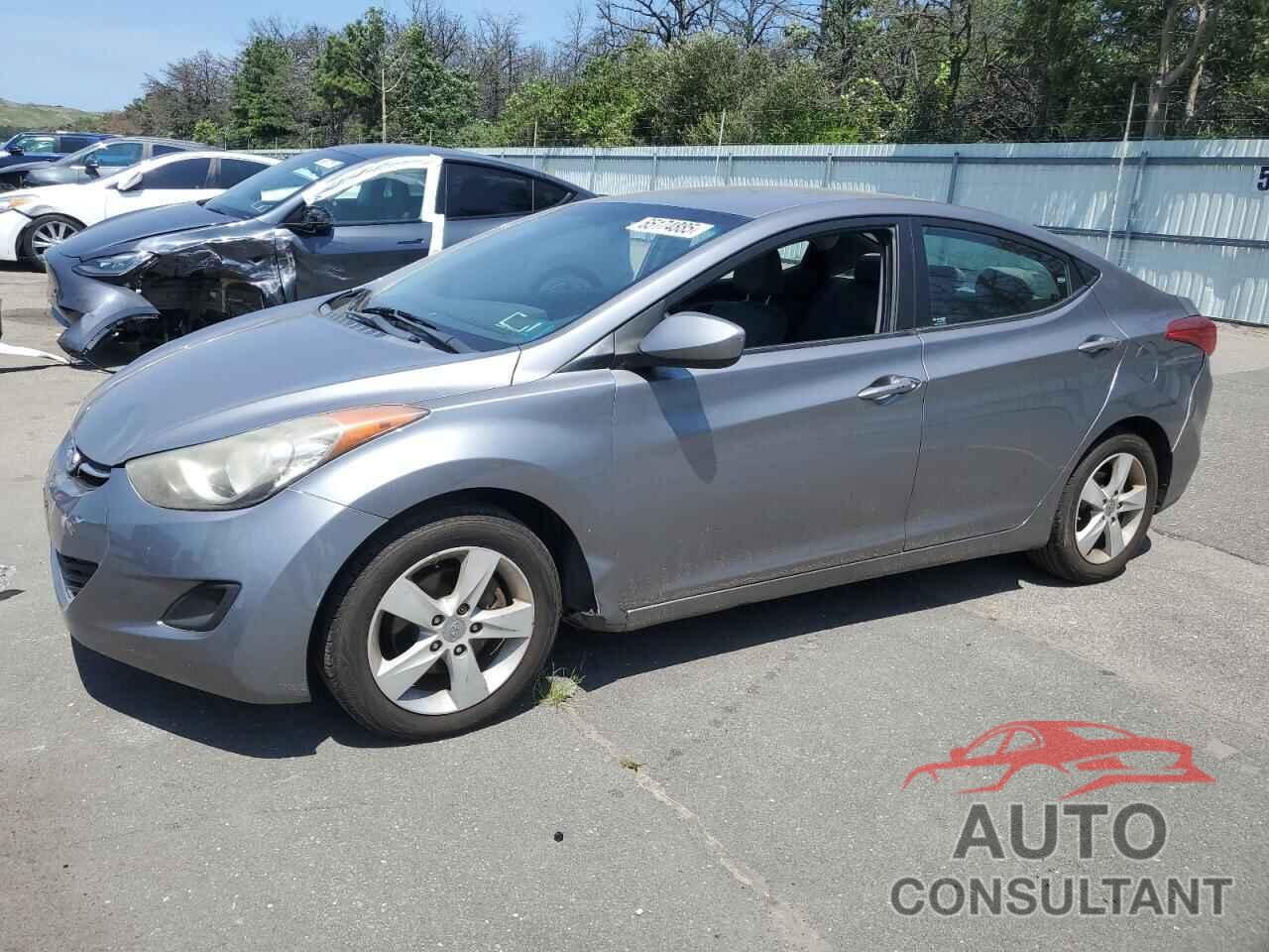 HYUNDAI ELANTRA 2011 - KMHDH4AE0BU115152