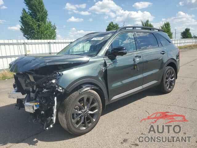 KIA SORENTO 2023 - 5XYRKDLF0PG236757