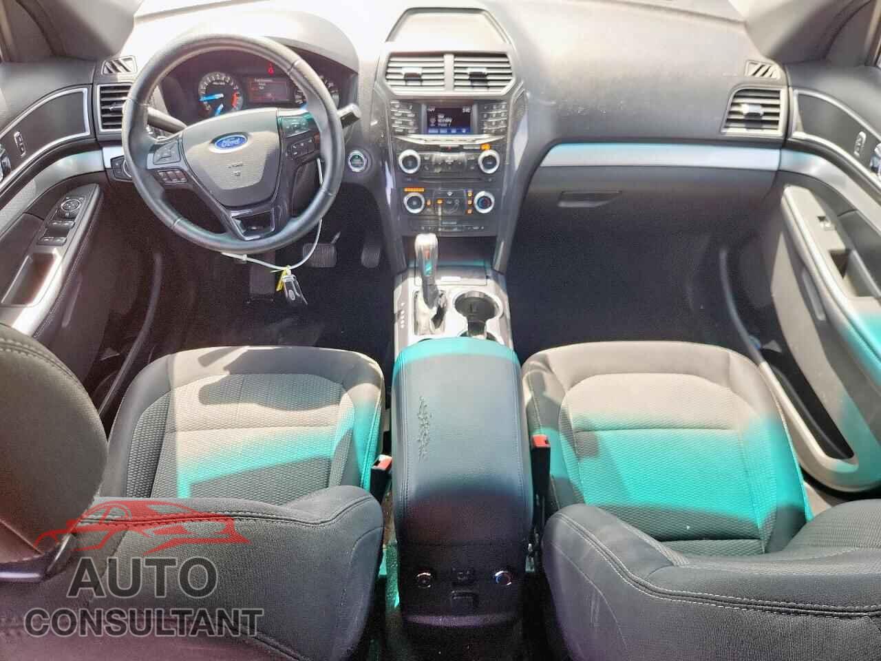FORD EXPLORER 2017 - 1FM5K7D84HGB30676