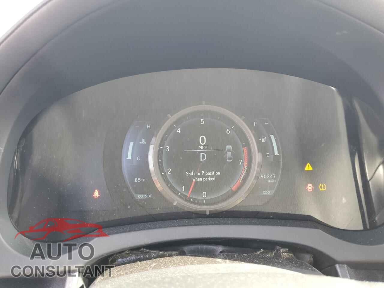 LEXUS IS 2014 - JTHBE1D23E5010817