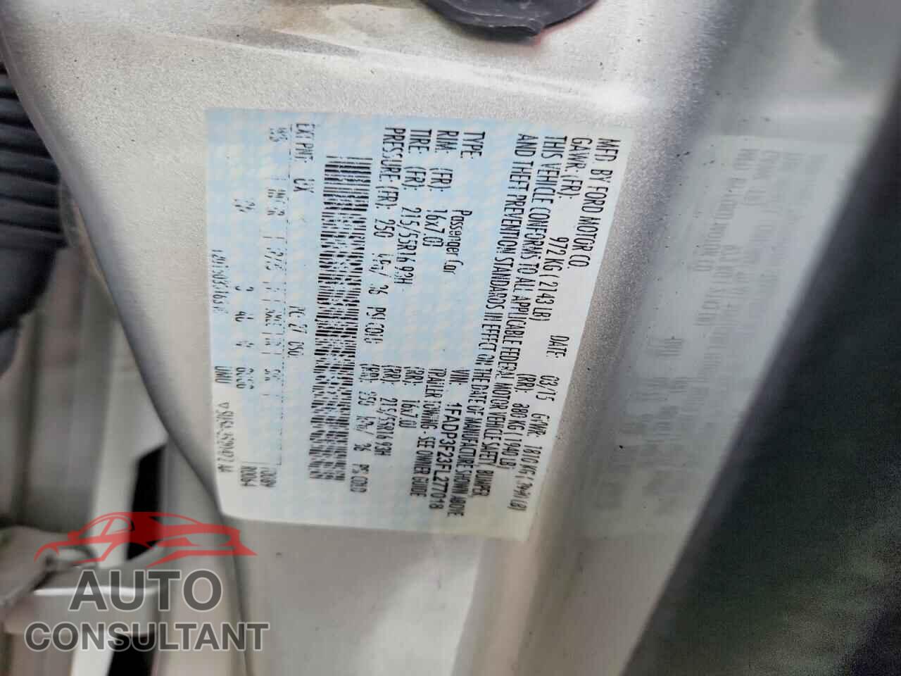 FORD FOCUS 2015 - 1FADP3F23FL277018