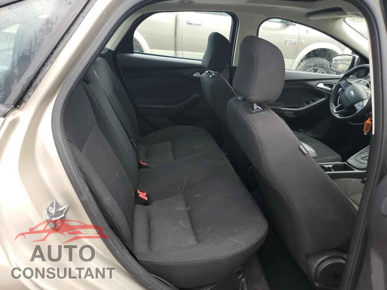 FORD FOCUS 2017 - 1FADP3H20HL275579