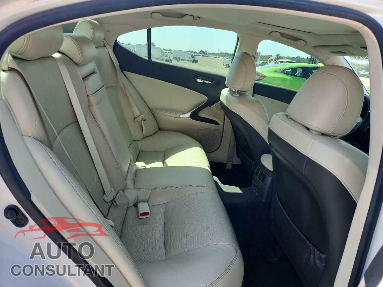 LEXUS IS 2013 - JTHBF5C24D5190443