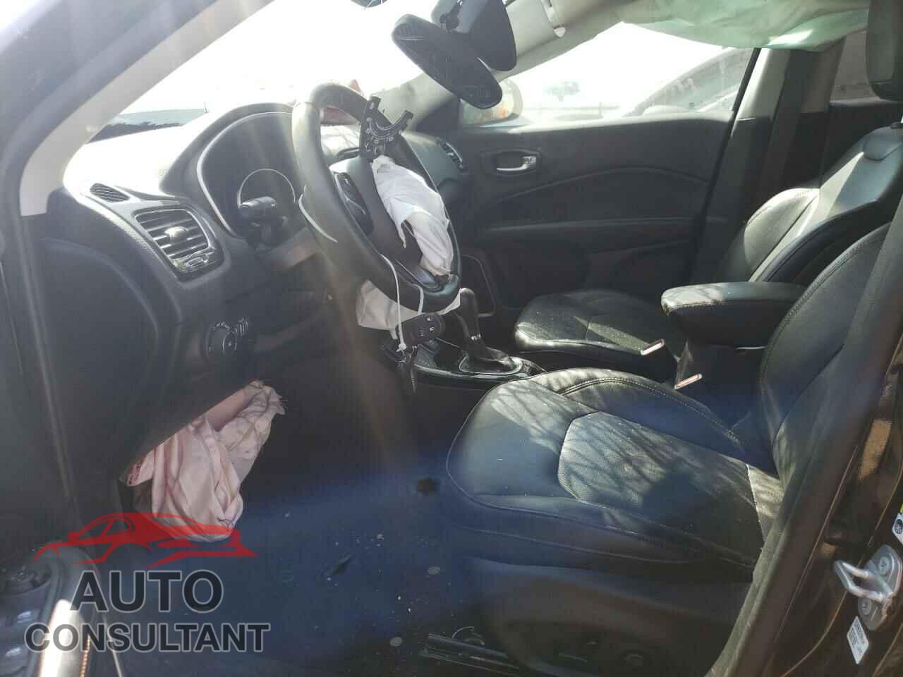 JEEP COMPASS 2019 - 3C4NJDCB4KT761336