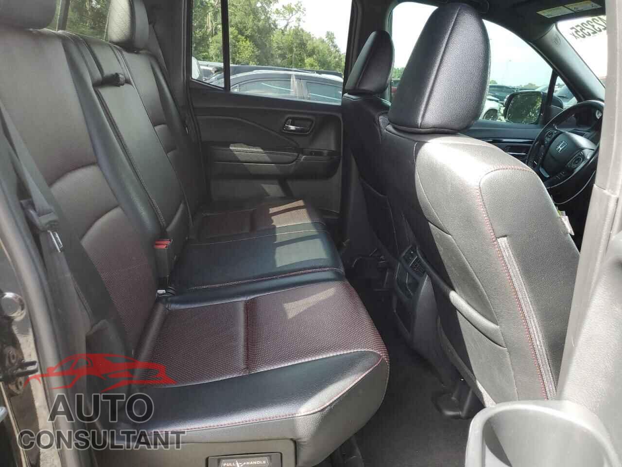 HONDA RIDGELINE 2017 - 5FPYK3F82HB022856