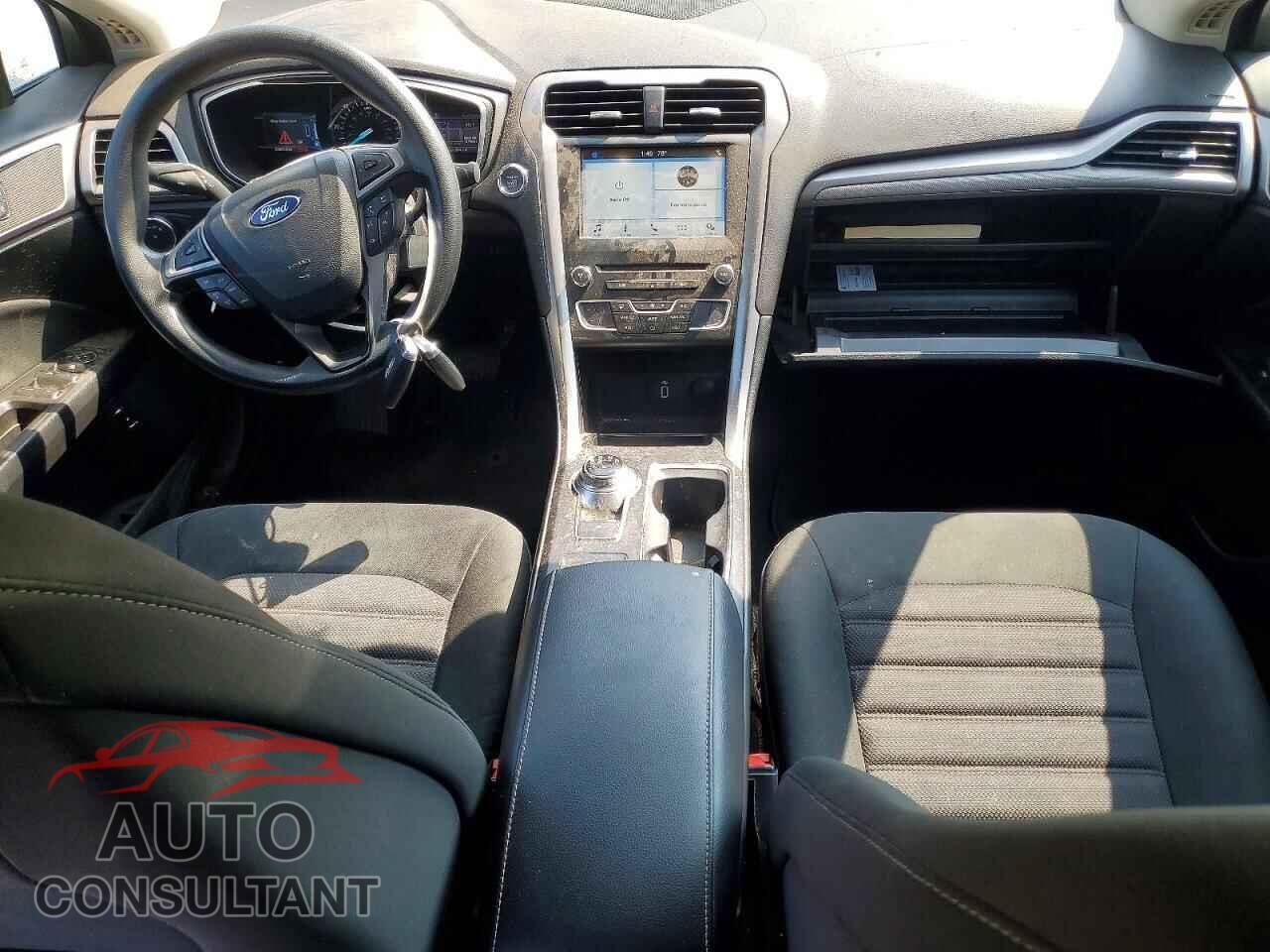 FORD FUSION 2017 - 3FA6P0LU7HR348075