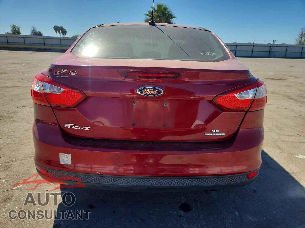 FORD FOCUS 2014 - 1FADP3F22EL210649