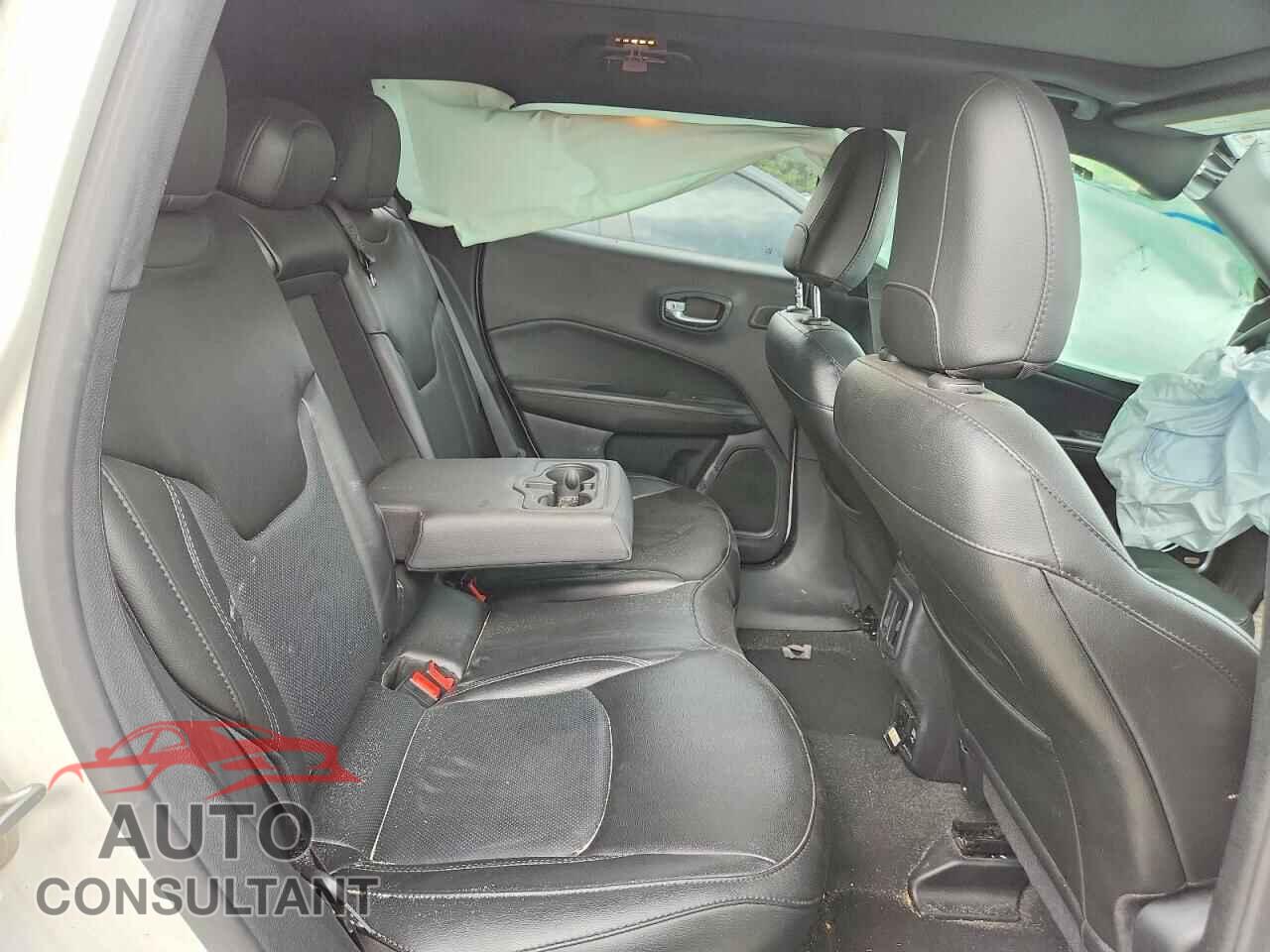 JEEP COMPASS 2020 - 3C4NJCCB0LT248399
