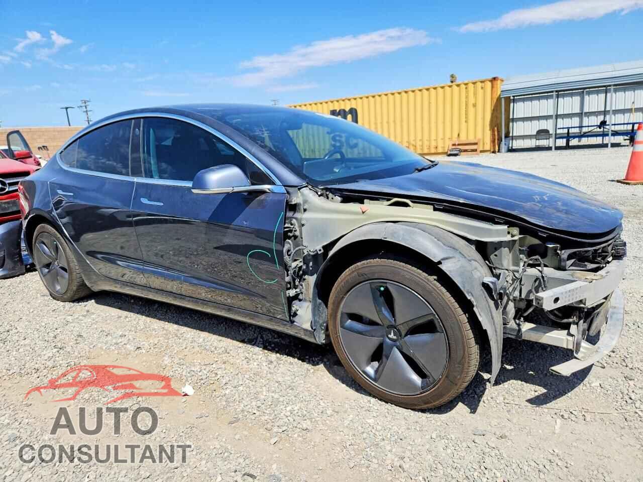 TESLA MODEL 3 2018 - 5YJ3E1EA5JF038512
