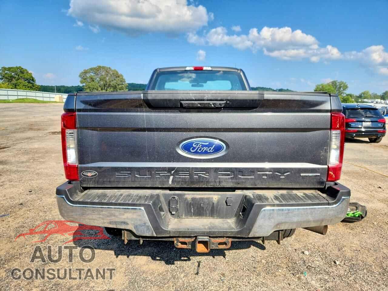 FORD F250 2017 - 1FTBF2B65HEE74349