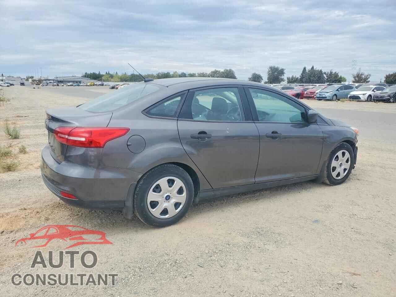 FORD FOCUS 2016 - 1FADP3E23GL209482