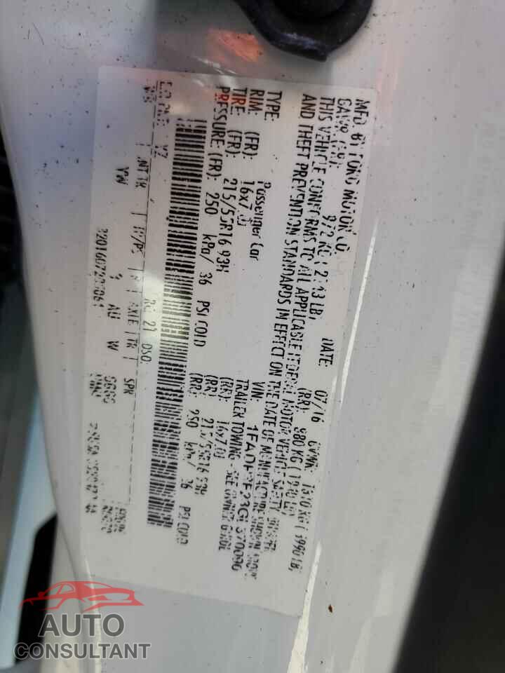 FORD FOCUS 2016 - 1FADP3F23GL370090