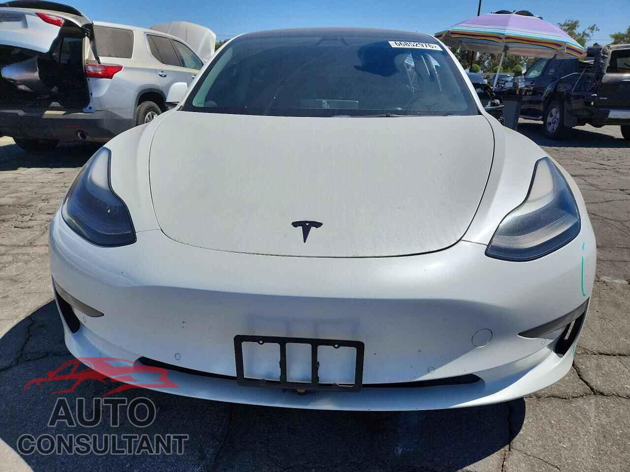 TESLA MODEL 3 2022 - 5YJ3E1EB4NF132752