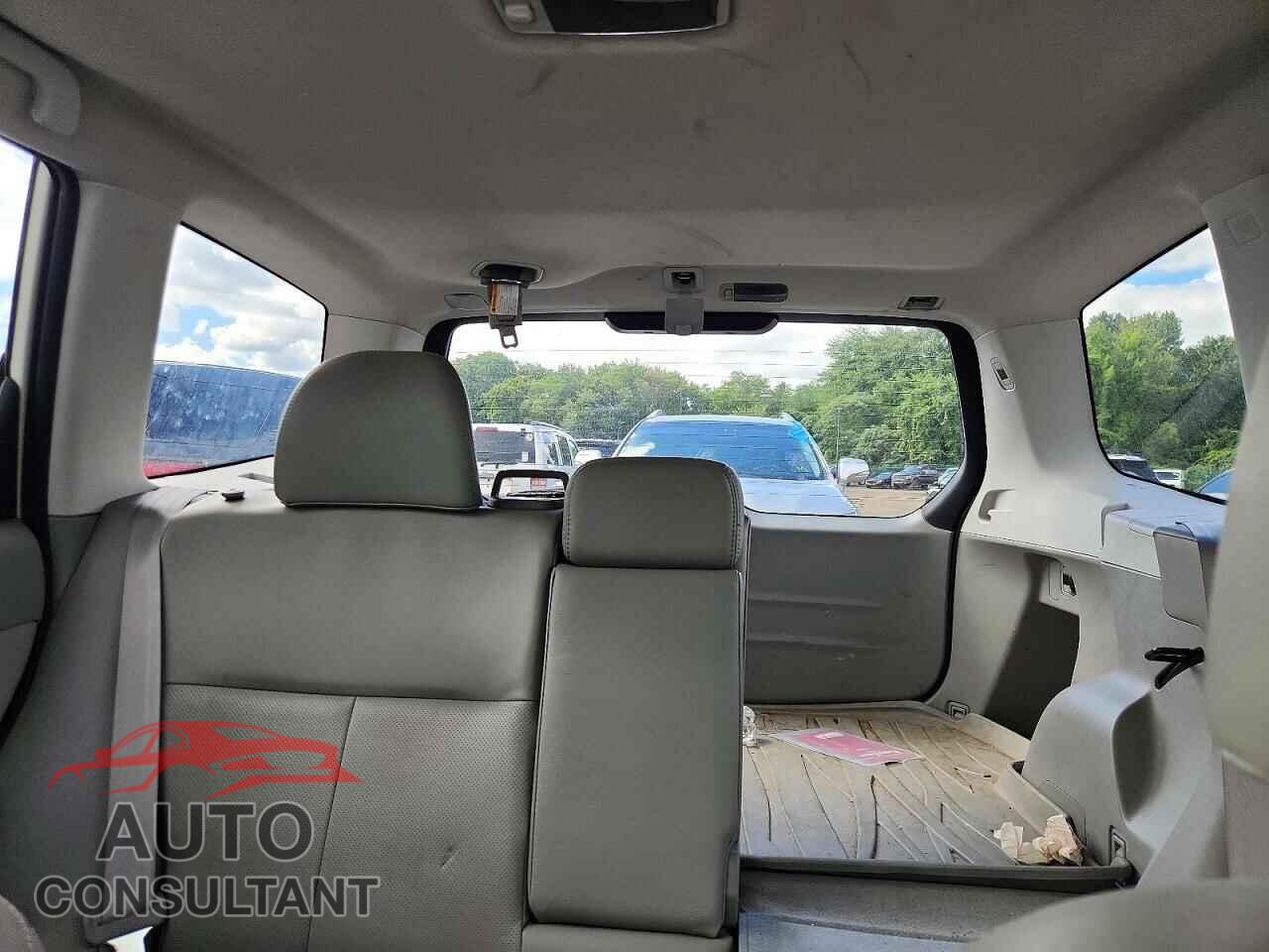 SUBARU FORESTER 2011 - JF2SHAEC7BH782720