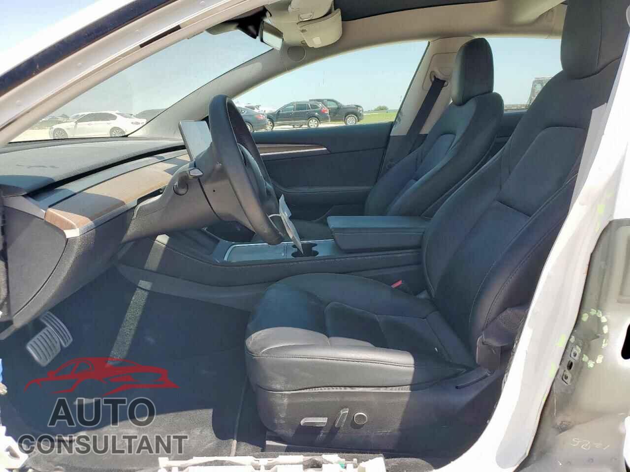 TESLA MODEL 3 2023 - 5YJ3E1EC5PF483441