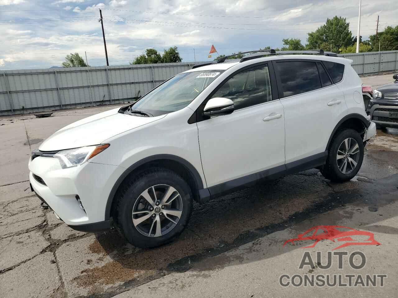 TOYOTA RAV4 2018 - JTMRFREVXJJ239081