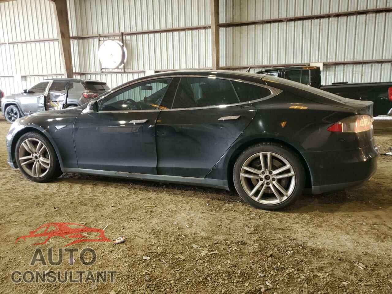 TESLA MODEL S 2016 - 5YJSA1E1XGF129954