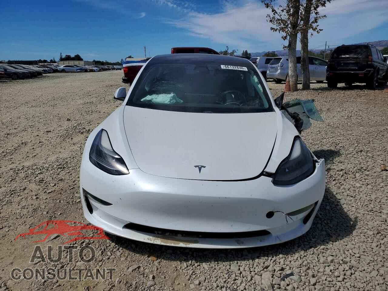 TESLA MODEL 3 2021 - 5YJ3E1EB5MF072656