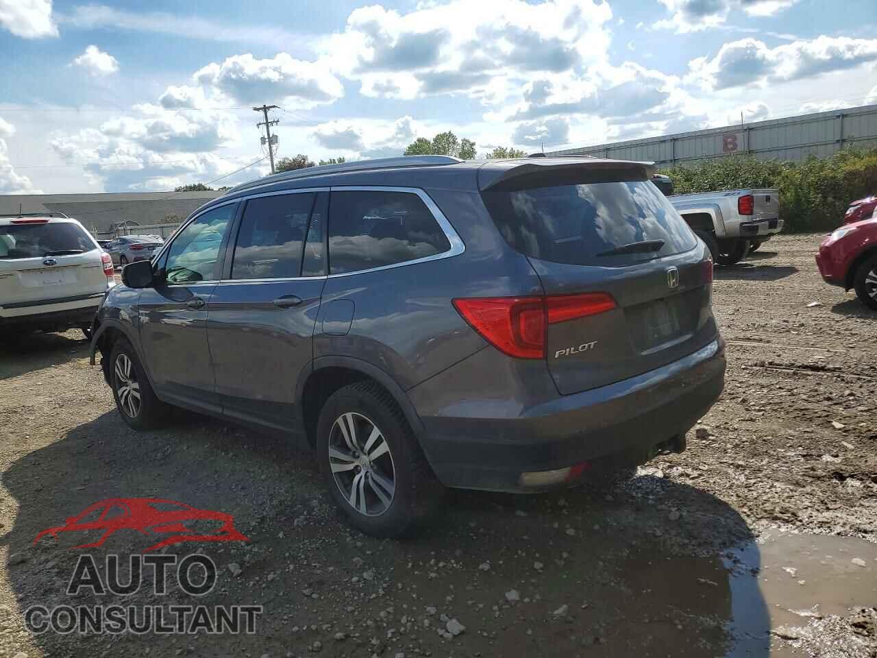 HONDA PILOT 2017 - 5FNYF6H62HB104077