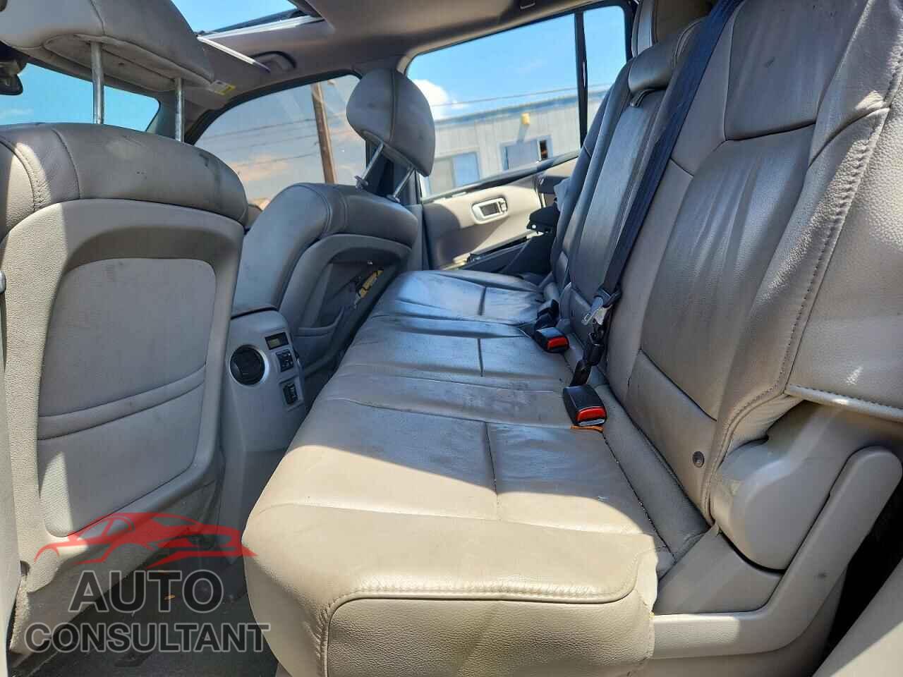 HONDA PILOT 2014 - 5FNYF3H5XEB019652