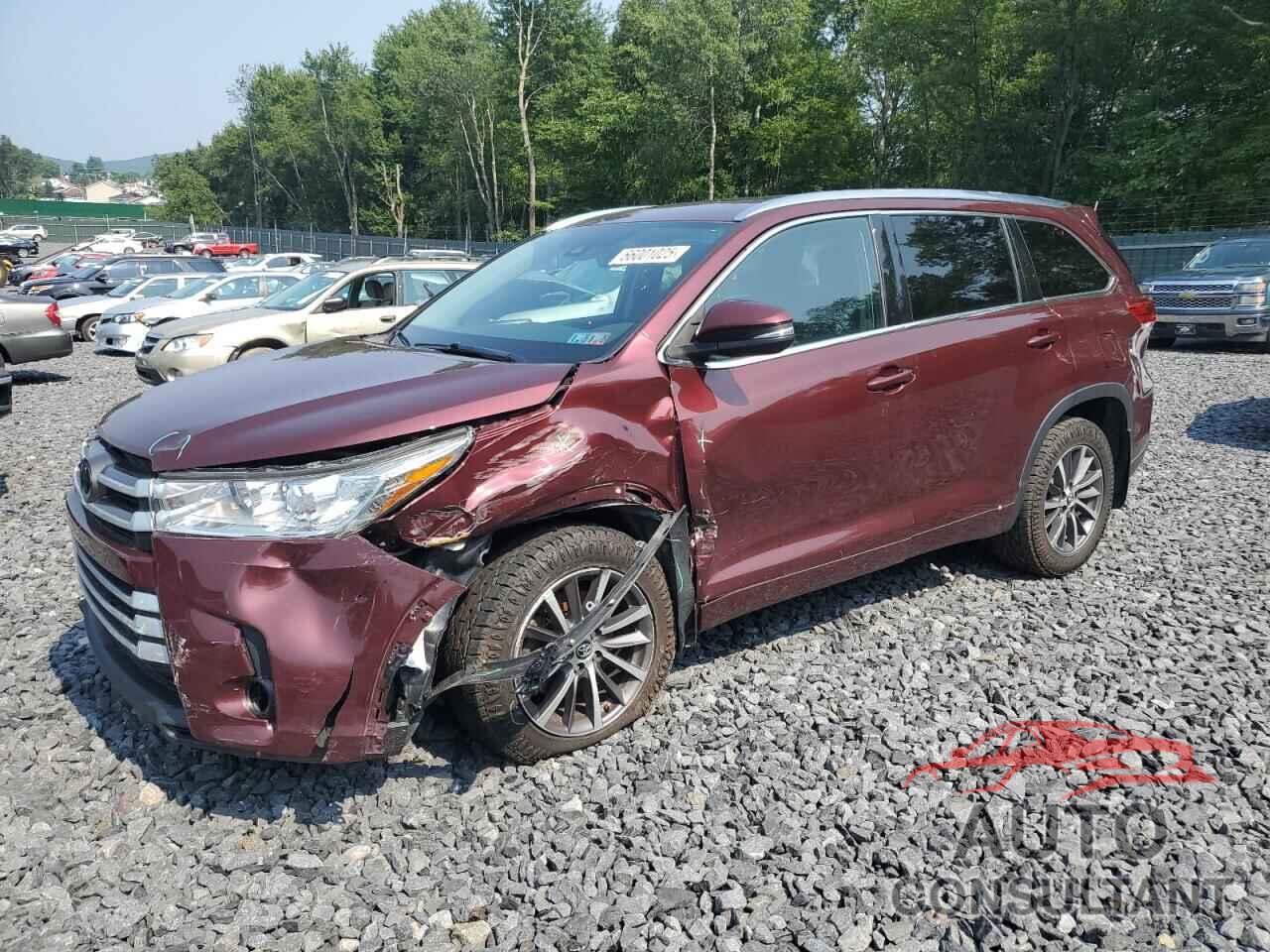 TOYOTA HIGHLANDER 2018 - 5TDJZRFH1JS816080