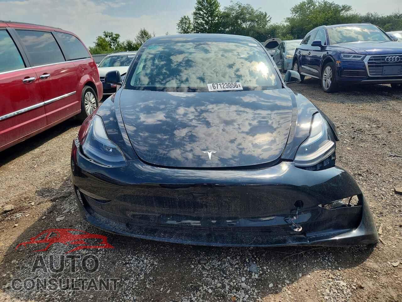 TESLA MODEL 3 2021 - 5YJ3E1EB9MF869511