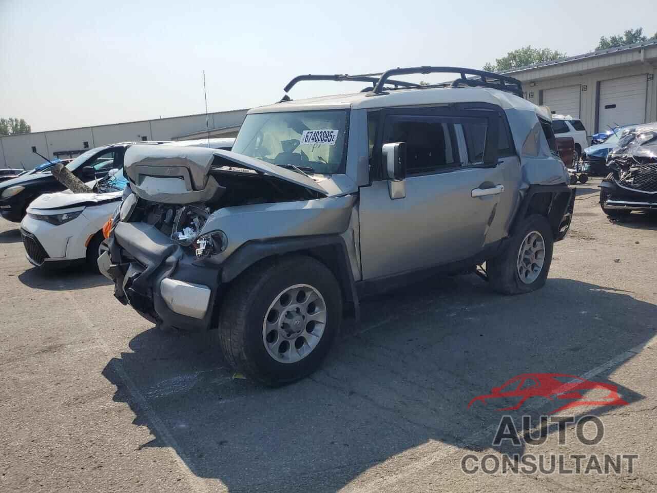 TOYOTA FJ CRUISER 2012 - JTEBU4BF9CK147332