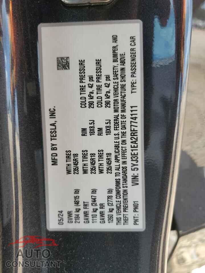 TESLA MODEL 3 2024 - 5YJ3E1EA2RF774111
