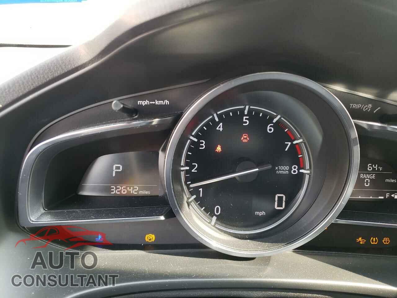 MAZDA 3 2017 - 3MZBN1W30HM130237