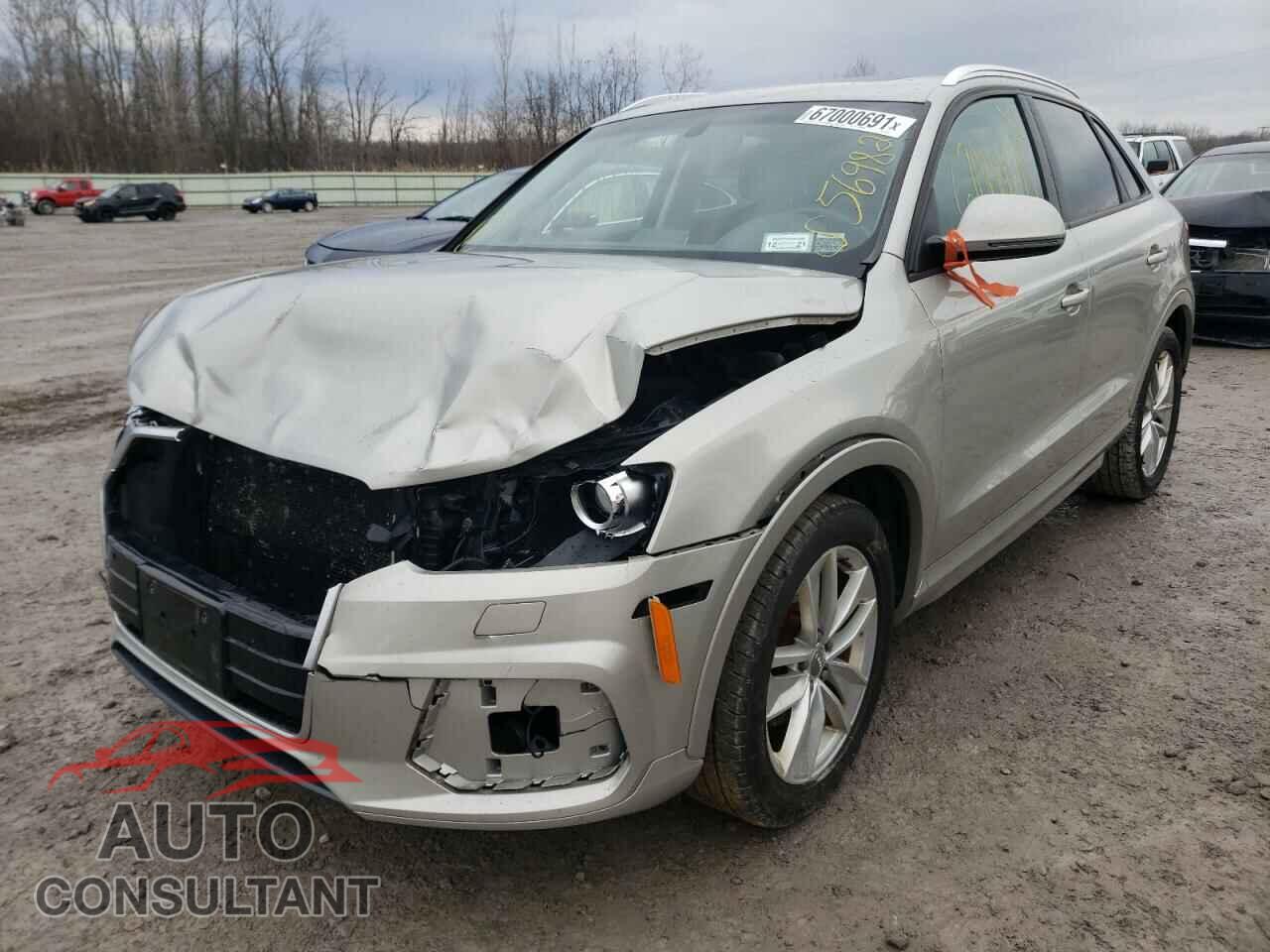 AUDI Q3 2017 - WA1ECCFS9HR014357