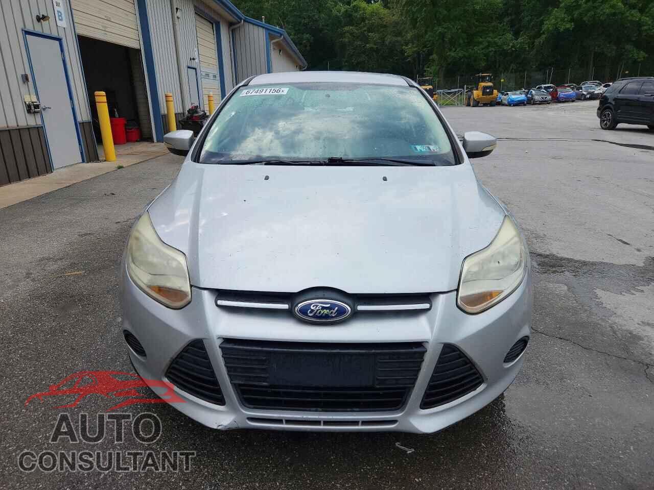 FORD FOCUS 2014 - 1FADP3F23EL106199