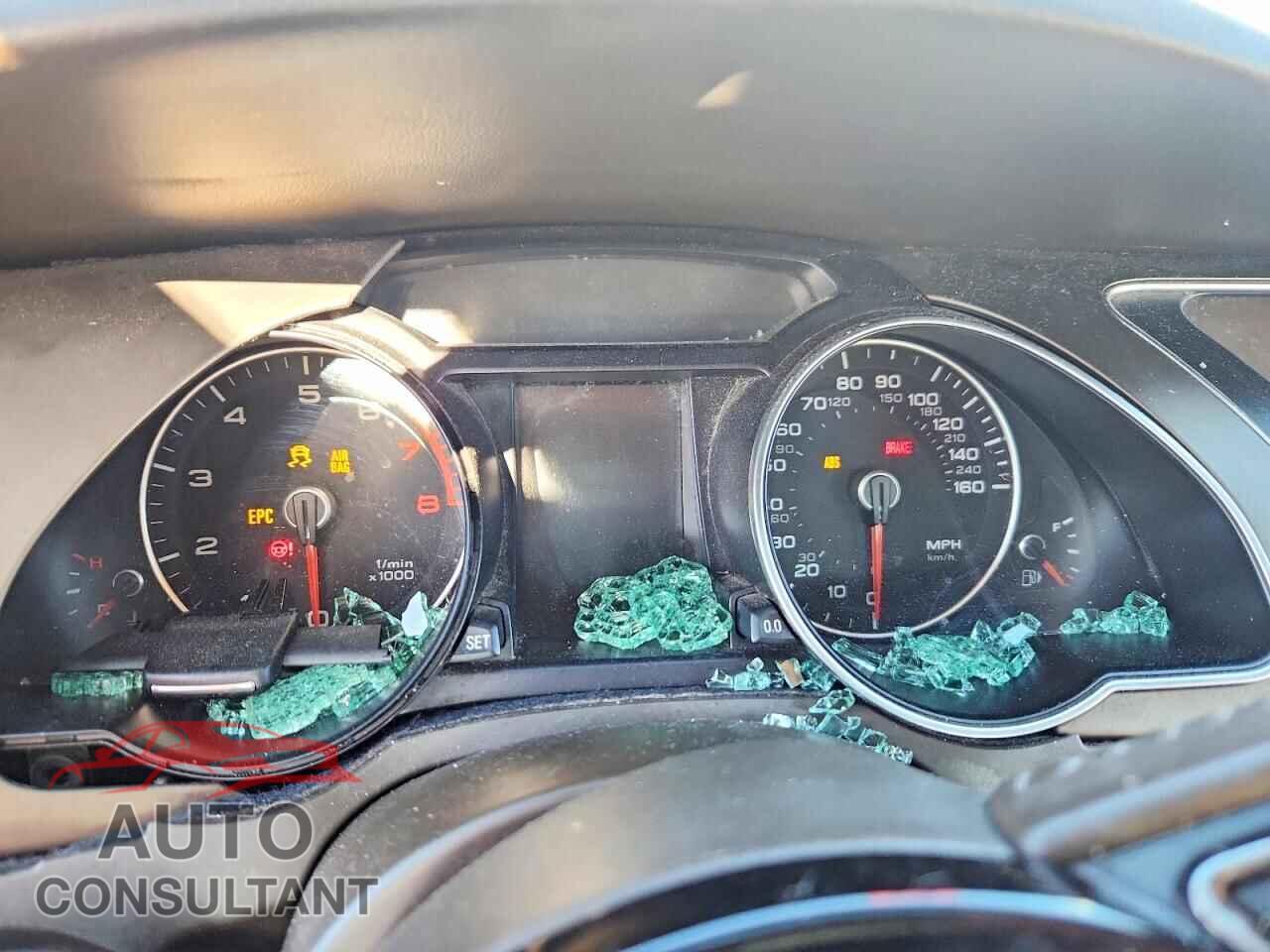AUDI A5 PREMIUM 2013 - WAULFAFH7DN016894