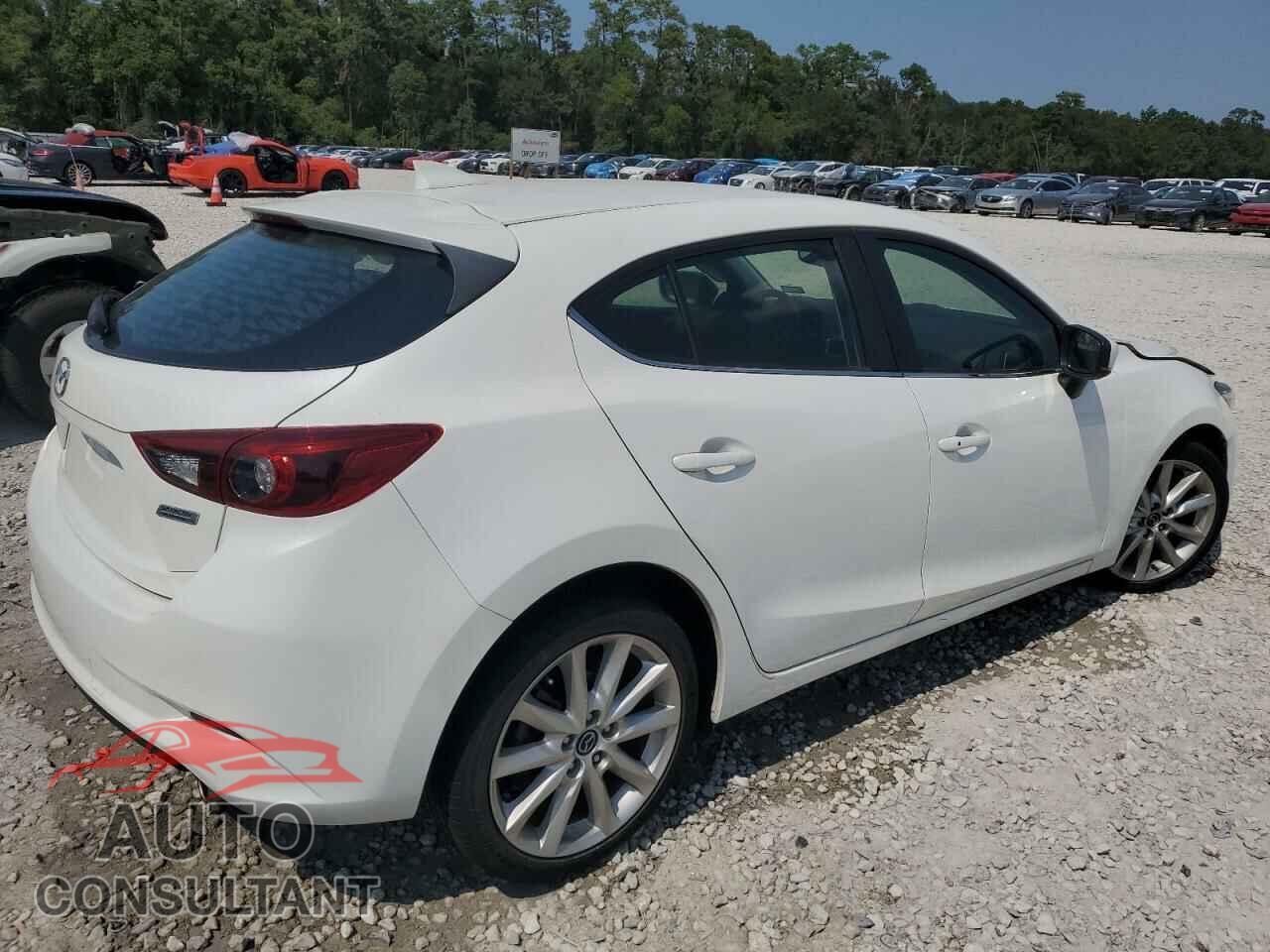 MAZDA 3 2017 - 3MZBN1M39HM128876