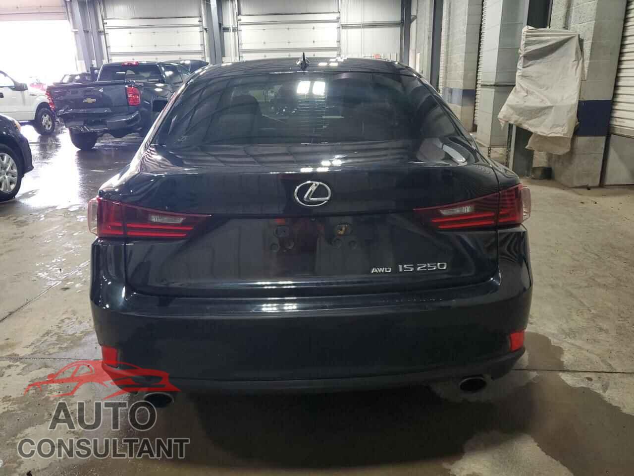 LEXUS IS 2014 - JTHCF1D25E5005135