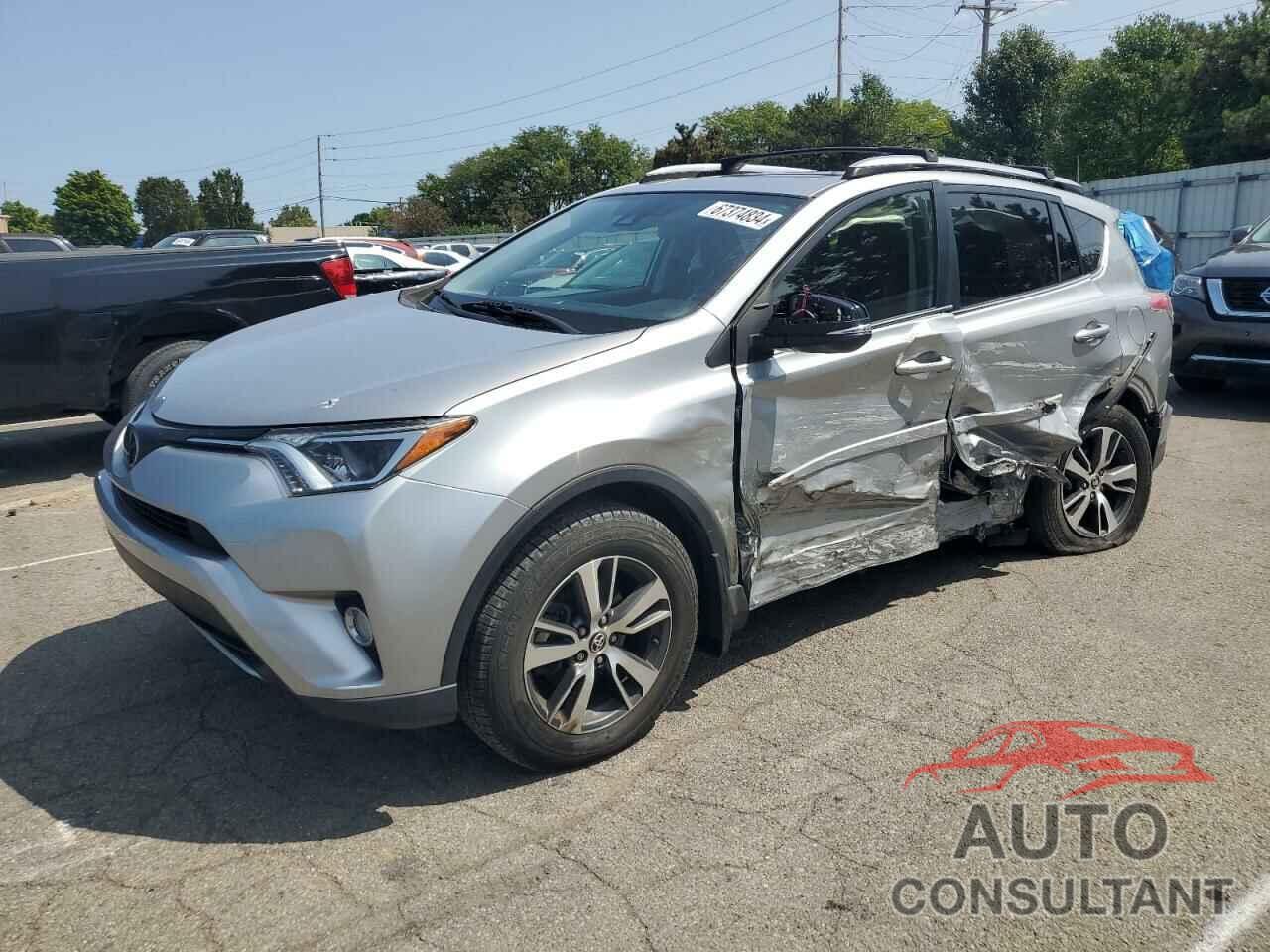 TOYOTA RAV4 2018 - JTMRFREV9JJ236379