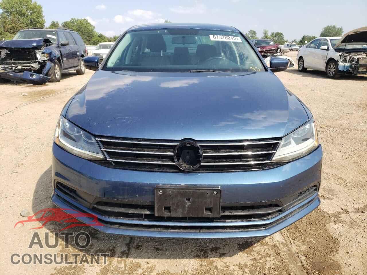 VOLKSWAGEN JETTA 2017 - 3VW2B7AJ7HM321946