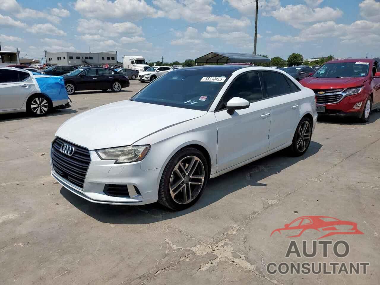 AUDI A3 2017 - WAUAUGFF3H1071368