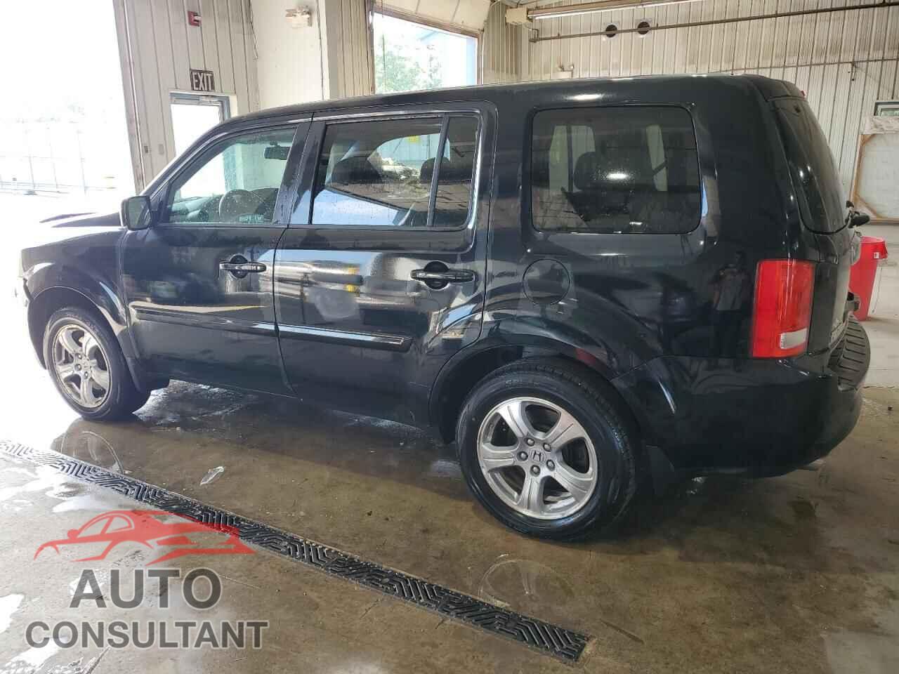 HONDA PILOT 2012 - 5FNYF4H61CB062563