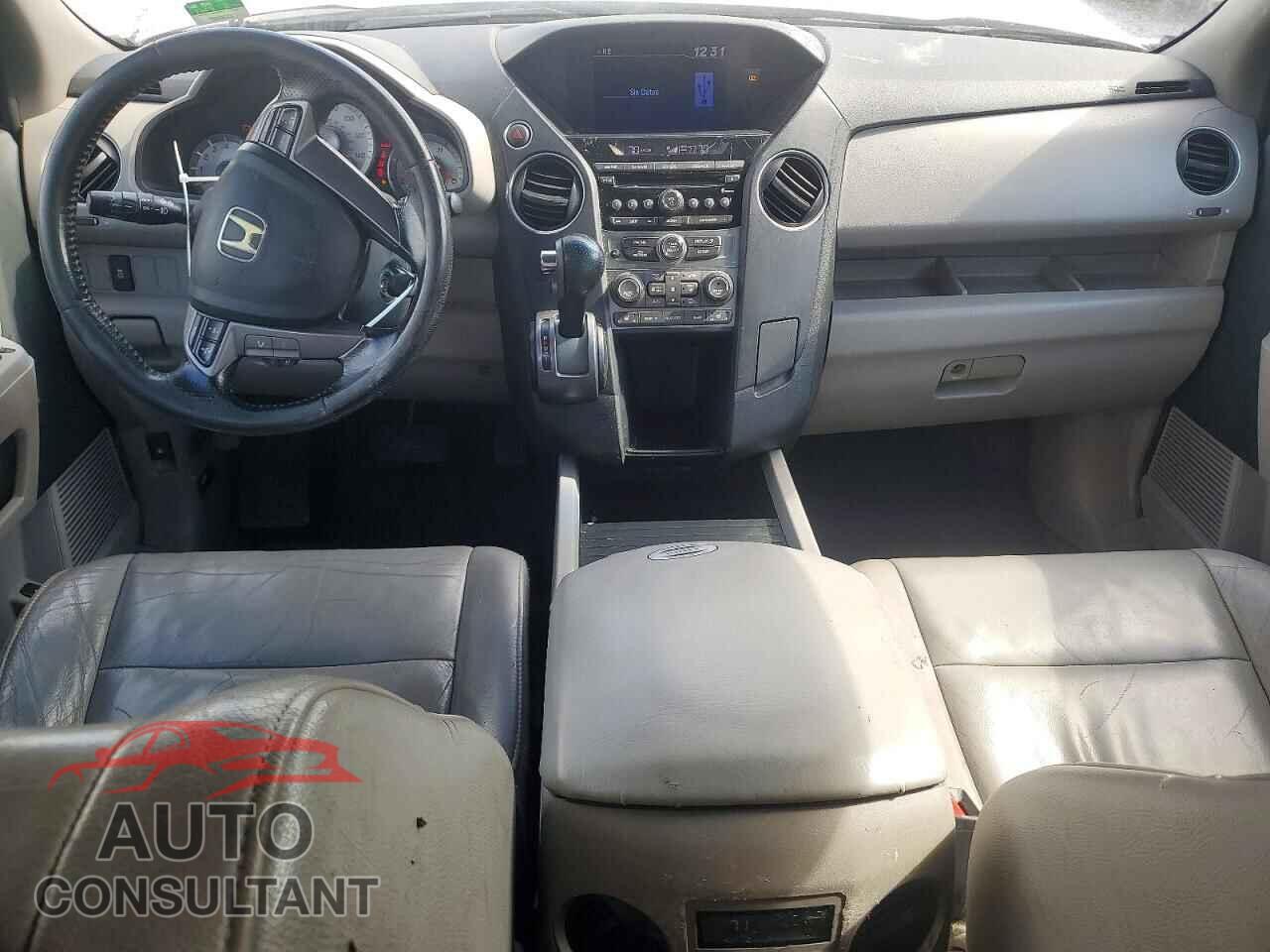 HONDA PILOT 2012 - 5FNYF3H52CB021148