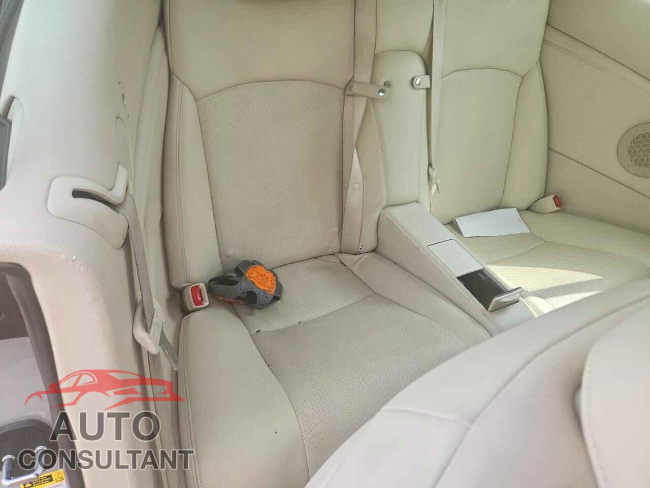 LEXUS IS 2010 - JTHFF2C29A2511549
