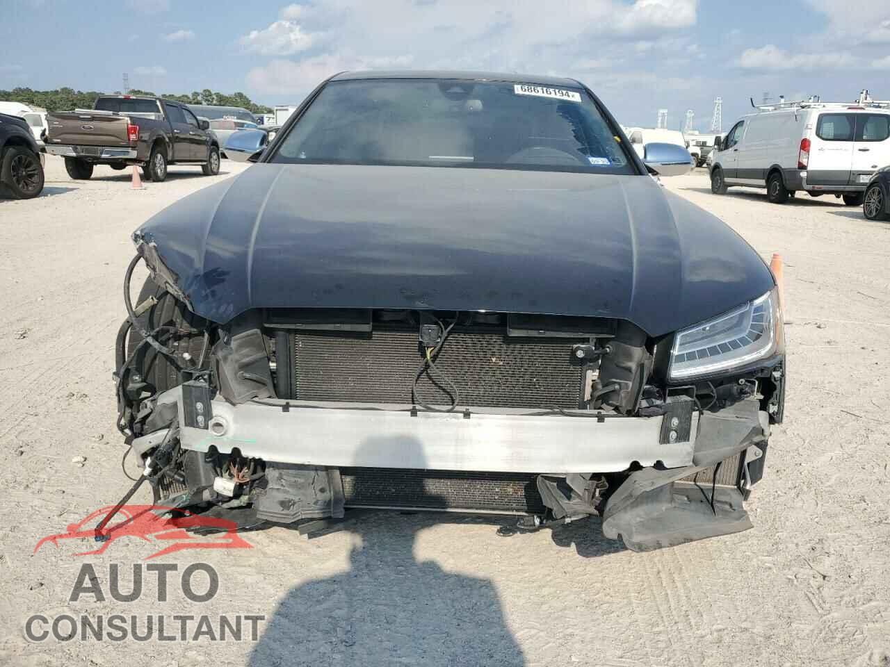 AUDI S8 2016 - WAUJSAFD3GN008134