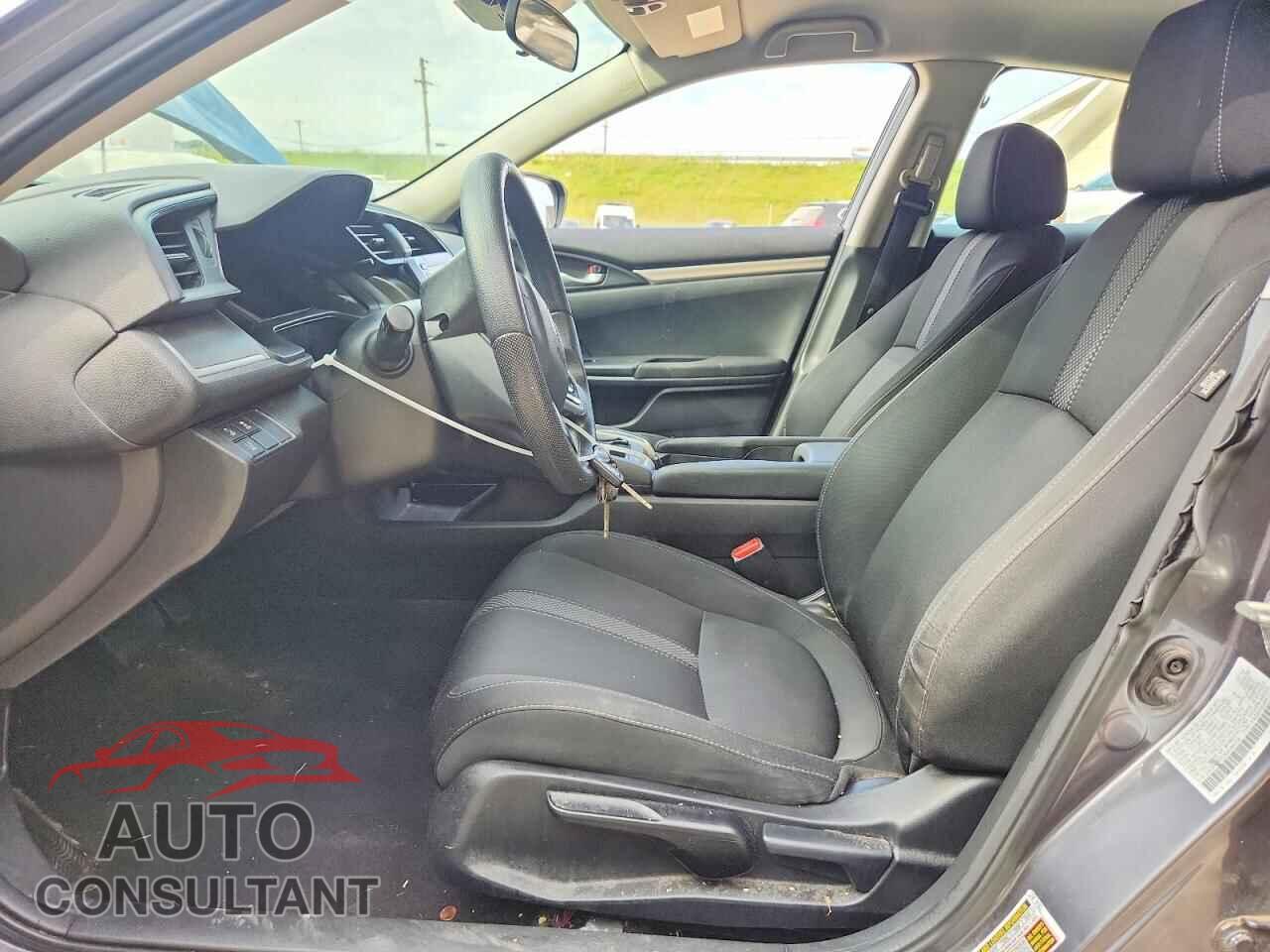 HONDA CIVIC 2019 - 2HGFC2F61KH584174